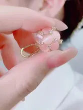 春夏用 ピンク桜デザインのイヤリング【小ぶり・トレンド感】