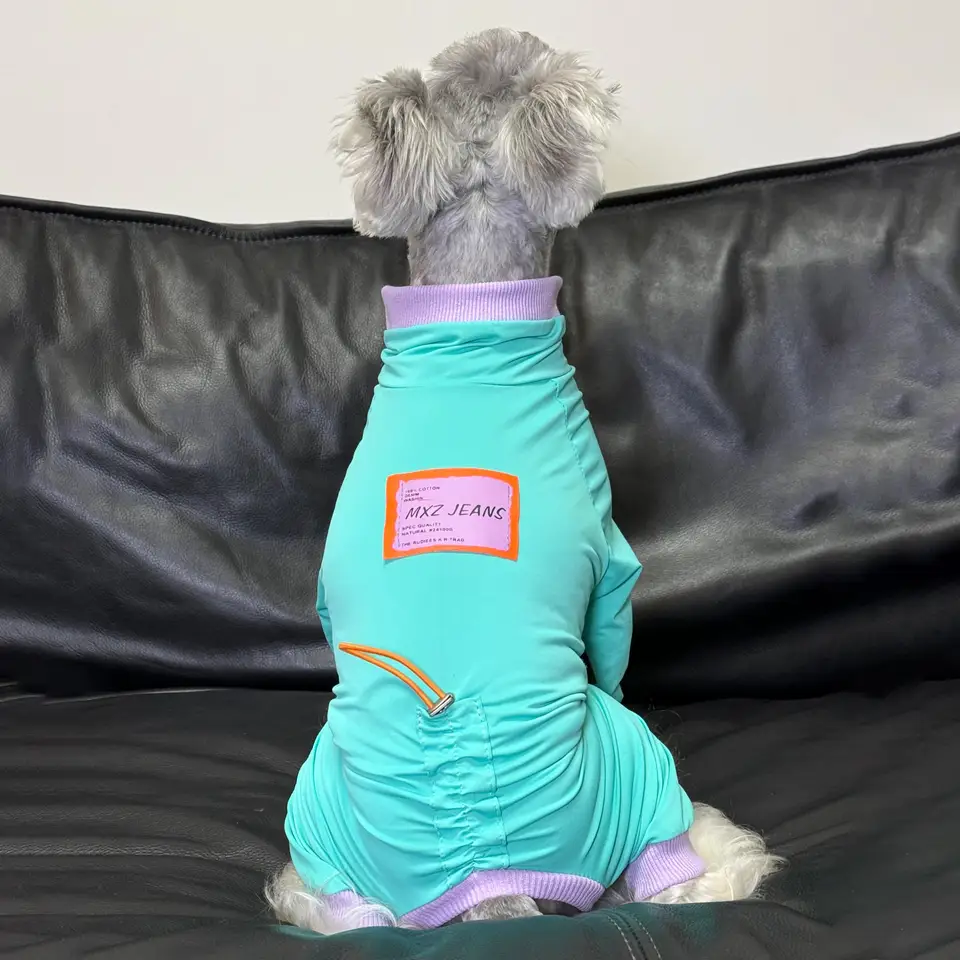 UPF50+ 冷感素材の小型犬用夏服【シュナウザー・テディ・ポメラニアン対応・通気性・四脚デザイン】