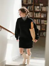 黒色ウールポロ襟スウェットシャツ【春用・膝丈スカート・女性用】（セットアップ対応）