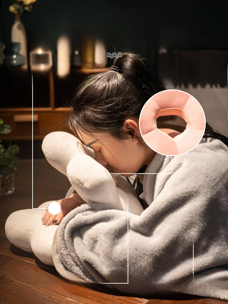 花柄お昼寝枕：健康グッズとしての午睡サポートと通勤疲れ対策