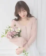 女性用 ベーシックデザイン 丸首長袖ニット【スリムフィット・多用途・甘美な印象】