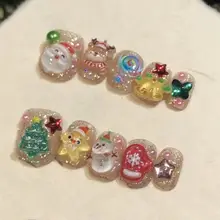 クリスマスネイルデザイン【ハンドメイド・キュートな立体サンタネイルシール】（セットアップ対応）