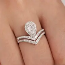 モザン石一カラの二重婚約指輪【水滴デザイン・925純銀・18kプラチナ仕上げ・豪華な王冠風】