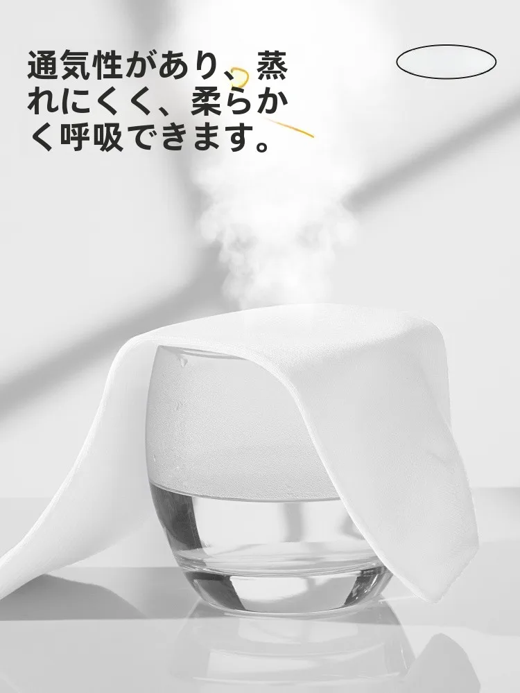 バレンシアガ靴下の実用性を検証：通気性と防臭機能が評価される使い捨て男性用靴下