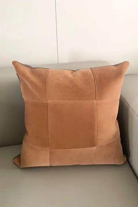 モダンでシンプルなデザイン！オレンジ・キャラメル色のコーデュロイクッション【スクエア・腰枕】