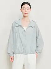 UPF50+対応のゆったりフード付きUVカット防寒服【抗菌・防虫機能付き】