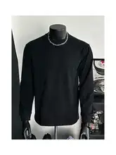 アメリカンスタイルの長袖Tシャツ【クルーネック・コットン・フィット感のあるデザイン・春秋用】