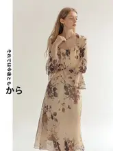 フレンチレトロな花柄ロングドレス【スクエアネック・長袖・ティータイムに最適】