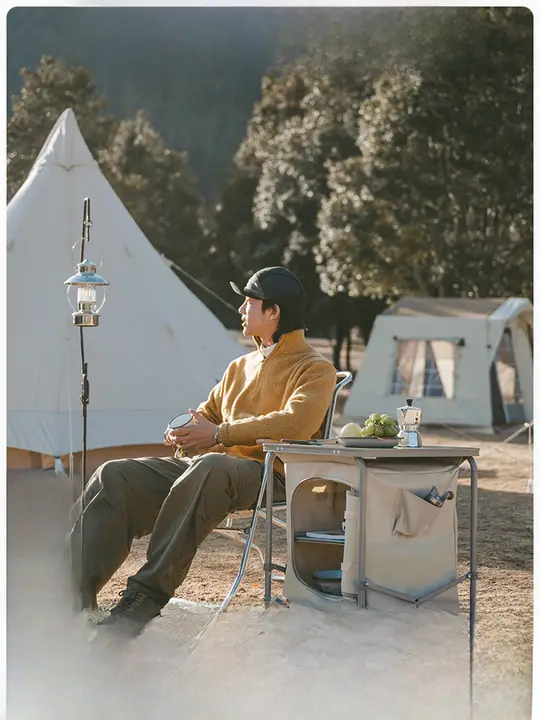 Naturehike 折りたたみ式屋外収納テーブル【キャンプ用・大容量・食器収納】