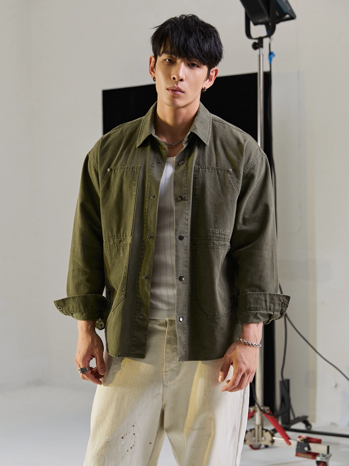 メンズ 人気 ブランド 服 おすすめ：MUSCLE DOG 秋冬長袖シャツの実用性とシーン別適用