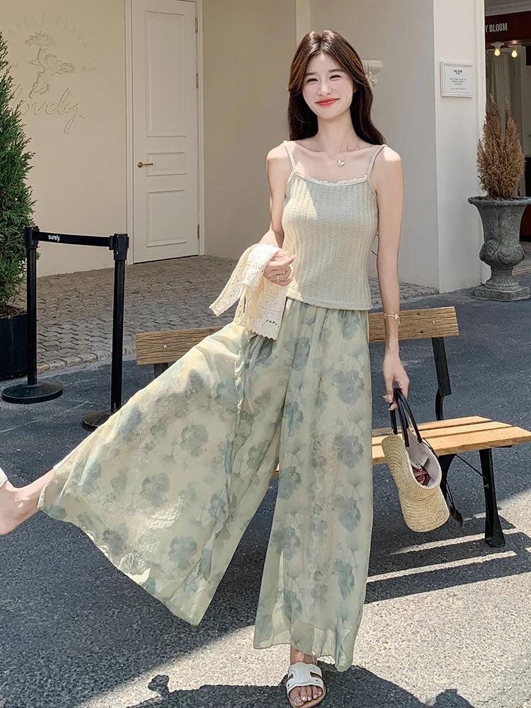 ワラビーコーデで失敗しない着こなしは？リゾート風のシフォンスカートパンツが解決する
