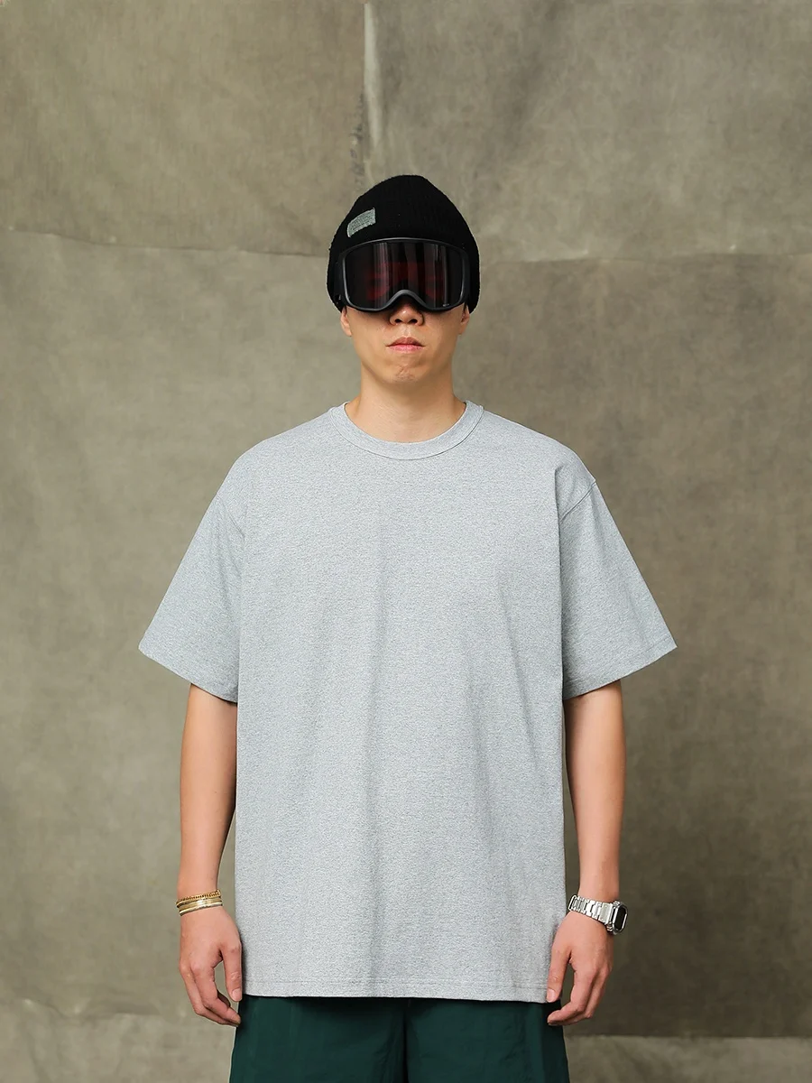 コットン素材のベーシックラウンドネックTシャツ【ユニセックス・ゆったりサイズ・サステナブル】