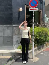 花柄デザインのハイウエストカジュアルパンツ【美脚見え・微ストレッチ・フレアシルエット】（セットアップ対応）