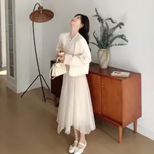 エレガントな雰囲気の春用短丈ジャケット【中式デザイン・花柄・女性用】