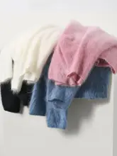 極上の柔らかさの白鹅绒＆桑蚕丝無縫一体軽量暖か中高ネックニット