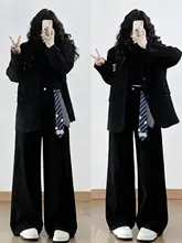 ゆったりしたデザインの黒いデニムパンツ【韓国風・カジュアル・ワイドレッグ】
