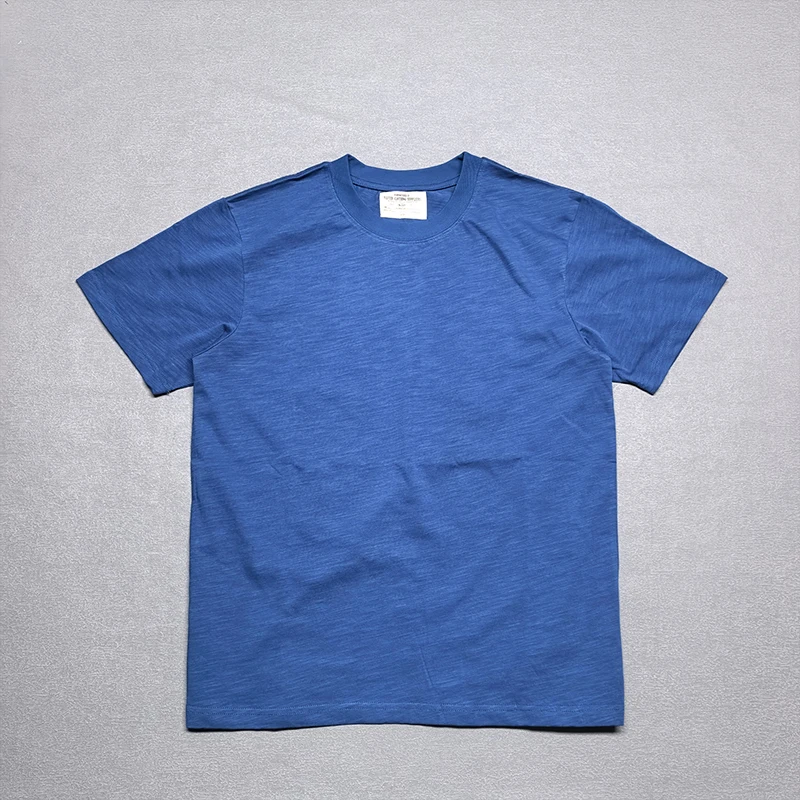 普通体型メンズに合うトップスは？極上の肌触りと季節感を両立するTシャツの選び方