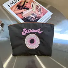 ボールチェーン刺繍ナイロン手提げバッグ【高級感あるデザイン・女性用】