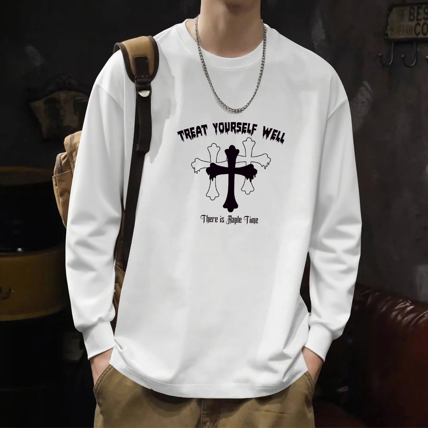 長めのTシャツをどう選ぶ？その選び方と、毎日のスタイルに合う本当の使い方