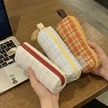シンプルで大容量のペンケース【高評価・インスタ風・携帯便利・文房具用】