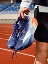 マラソン用プロフェッショナルシューズ【軽量・通気性・クッション性】