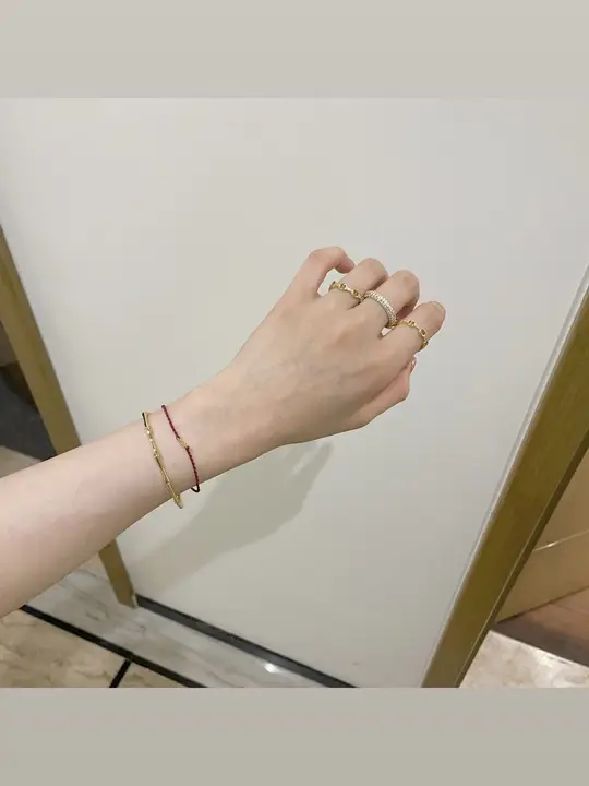 シンプルで洗練されたデザイン！竹節風のブレスレット【女性用・軽やか】