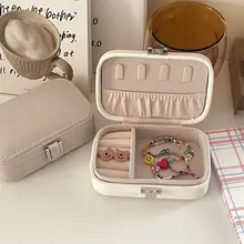 アクセサリーケース コンパクト 携帯用 イヤリング ネックレス リング ブレスレット 収納 旅行用 おしゃれ