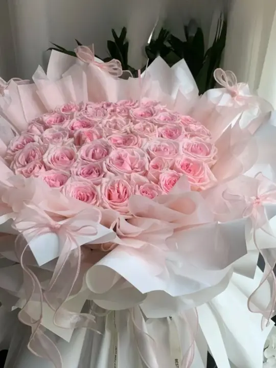 の薔薇のアートフラワー【香り付き・ギフトに最適・バレンタイン用】