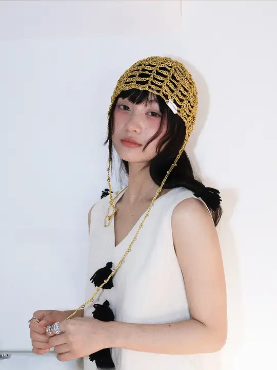 ニット帽 レディース パールモチーフ ラメ入り 透かし編み 上品 ハンドメイド リゾート インスタ映え