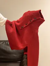 暖かな赤色ニットカーディガン【厚手・長袖・冬用】