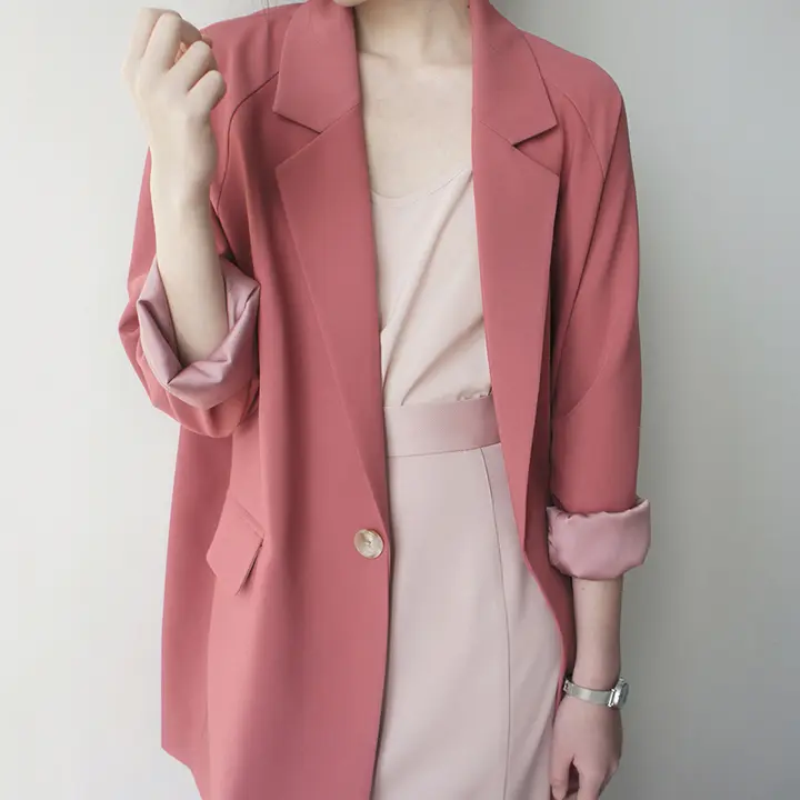 梅子色のフィットジャケット【落肩デザイン・カジュアルスタイル】