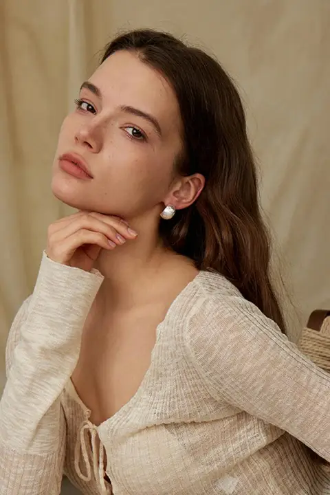 星夜デザインのシルク光沢スタッドピアス【ファッショナブル・軽奢・銀製】