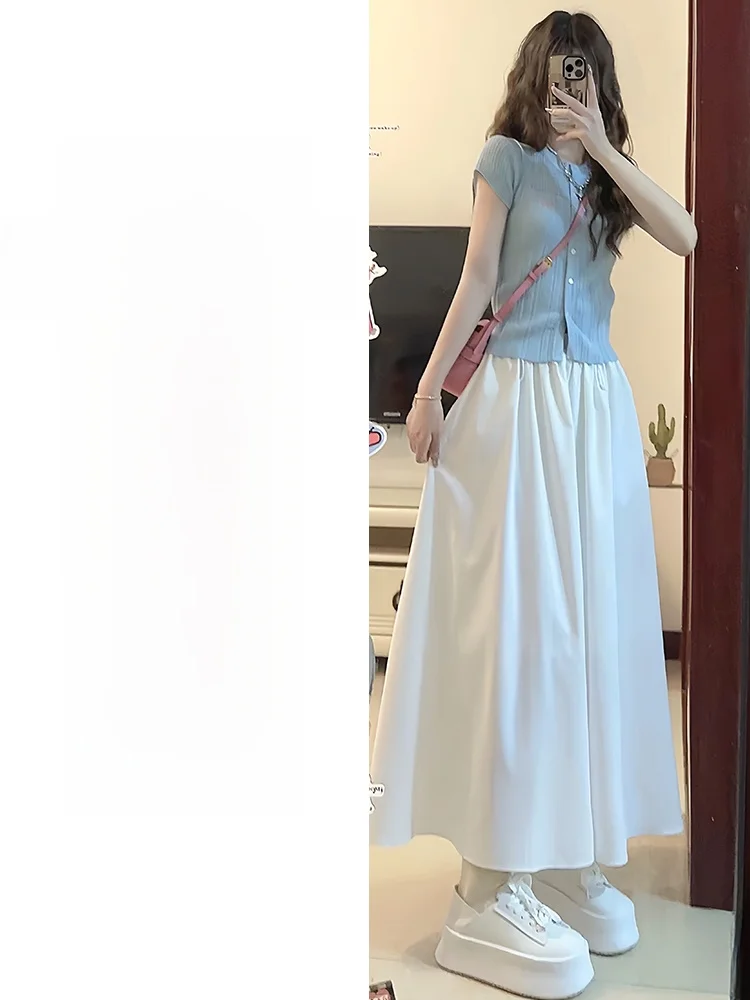 春の旅行で着る服は、優雅さと軽さのバランスが鍵です！