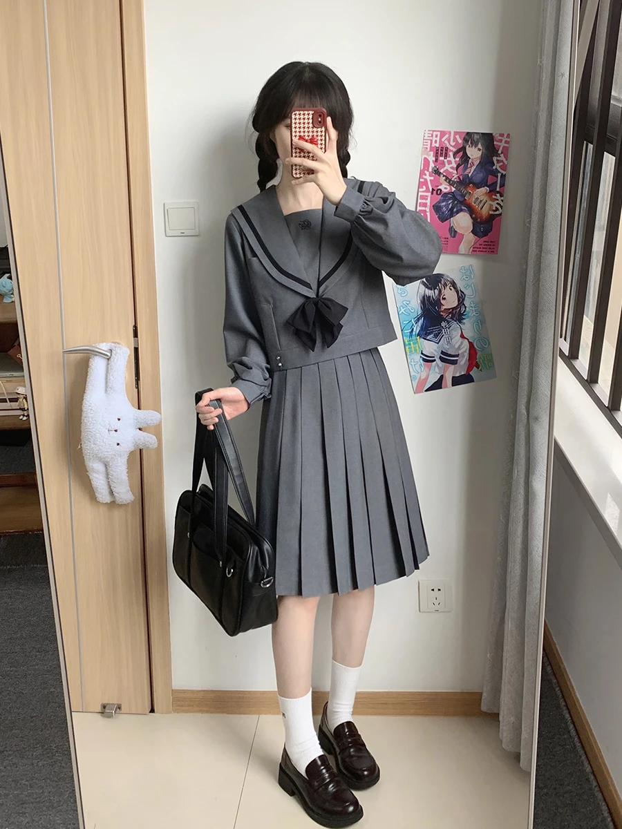 制服風の長袖水手服をどう選ぶ？優雅さと実用性を両立するベストな選び方とは