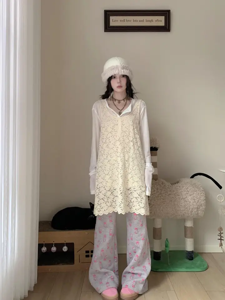 レトロレース中長ワンピース【ユニークデザイン・重ね着対応】