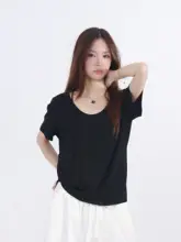 感のあるVネックTシャツ【伸縮性・シンプルデザイン・涼感素材・夏用】