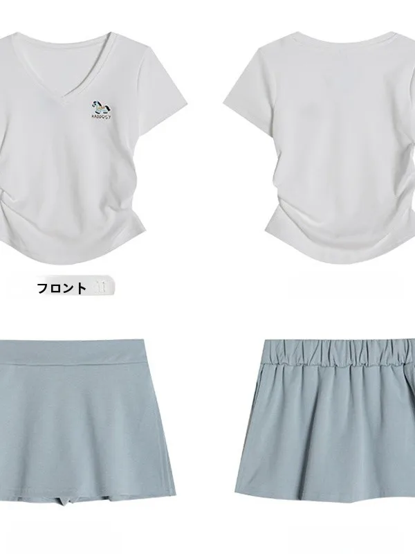 「きれいめtシャツコーデ」で失敗しない方法は？Vネック短袖とミニスカートの3点セットが解決する