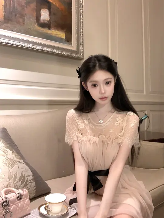 レース切替のリボン付きドールワンピース【カラーブロック・少女感】