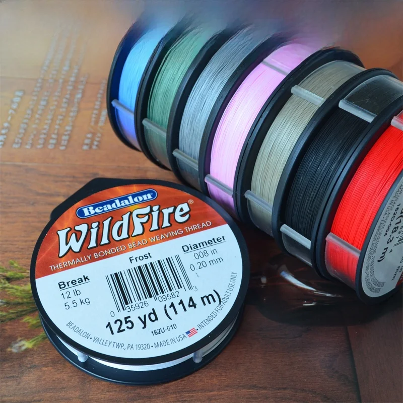 ビーズアクセサリーの材料としてのBeadalon WildFireファイバーラインの特性と実用性