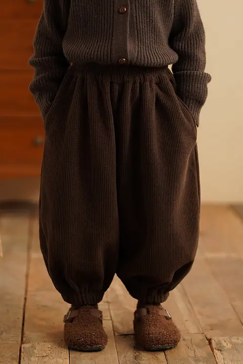 灯芯绒男の子用カジュアルパンツ【カラーコンビ・裾絞り・秋冬用・極上の柔らかさ】（セットアップ対応）