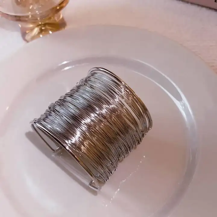 ハンドメイド メタル製 レースデザインのブレスレット【女性用・独特なスタイル・腕周りのアクセサリー】