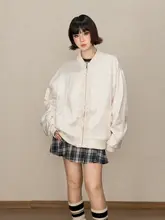 レトロデザイン フリル付き ボンバージャケット【春秋用・女性・ゆったりフィット・ショートタイプ】