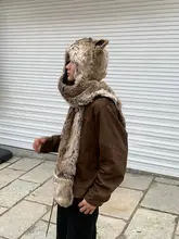 ファー付きフルコーディネート帽子＆マフラー＆手袋【ユニセックス・オオカミの耳デザイン】（セットアップ対応）