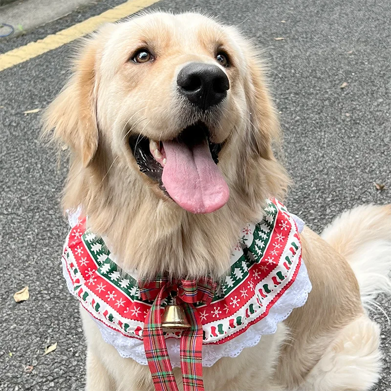 クリスマス用 犬用スカーフ 鈴飾り付きで冬の寒さを軽減