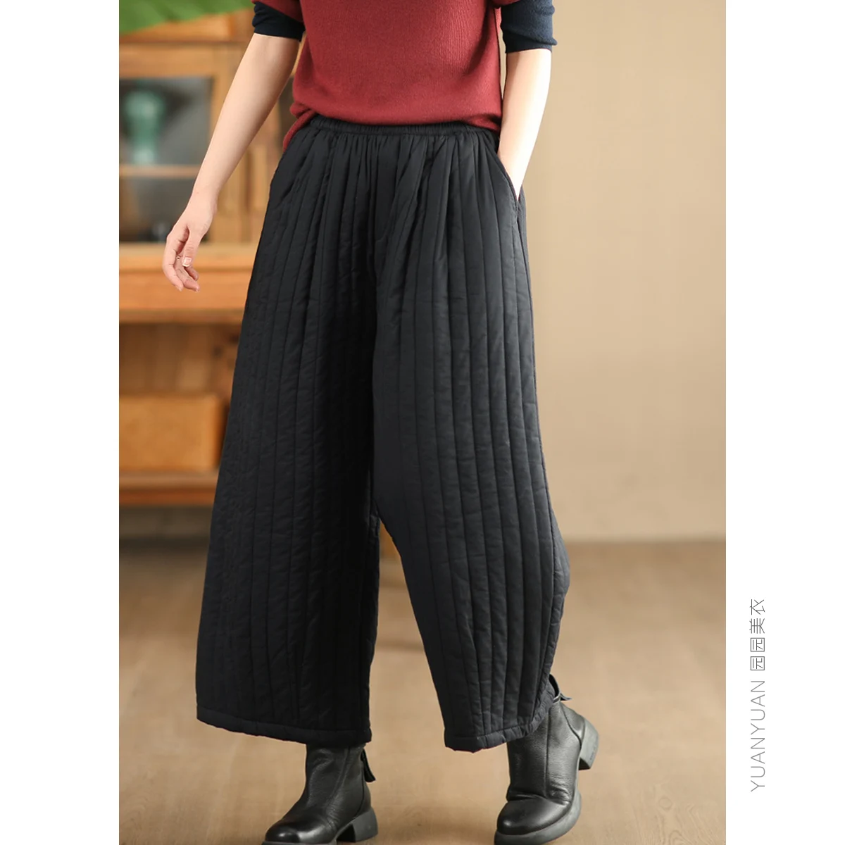 50  歳服で「だぼっとしたズボン」をどう選ぶ？ゆったりパンツコーデの本質とは