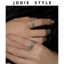 個性派デザインのキュービックジルコニアリング【ハイエンド・カジュアル・指輪】