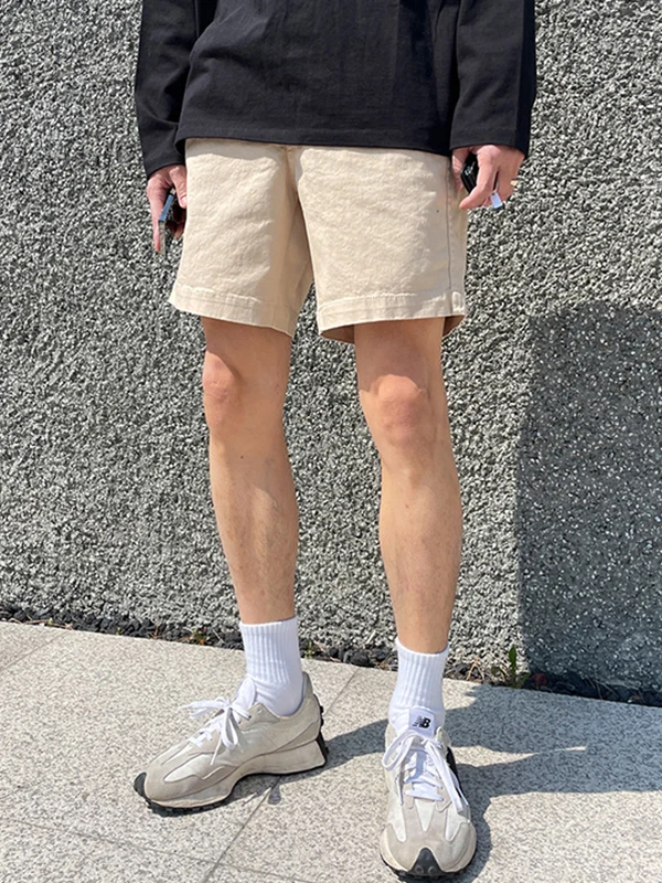 ショートカジュアルに迷うなら、今こそ選ぶべき「夏の直筒ショートパンツ」は？