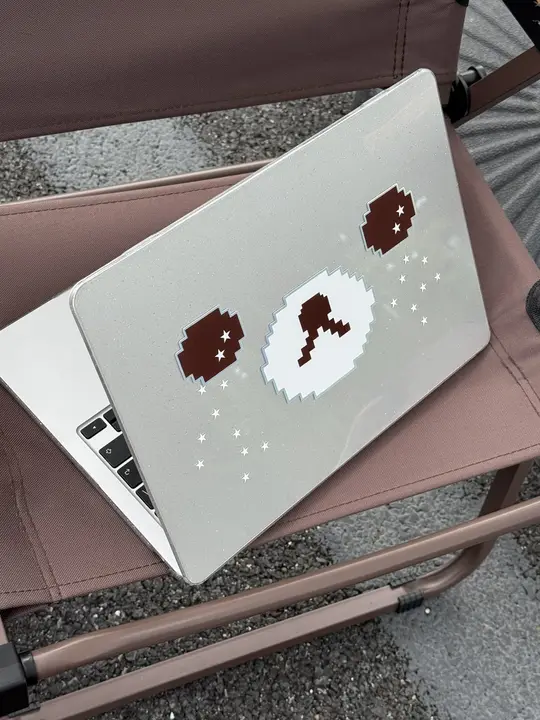 ノートパソコン ケース MacBook用 くま ホログラムプリント M1 M2 M3 M4 M5 Air Pro 対応 カバー