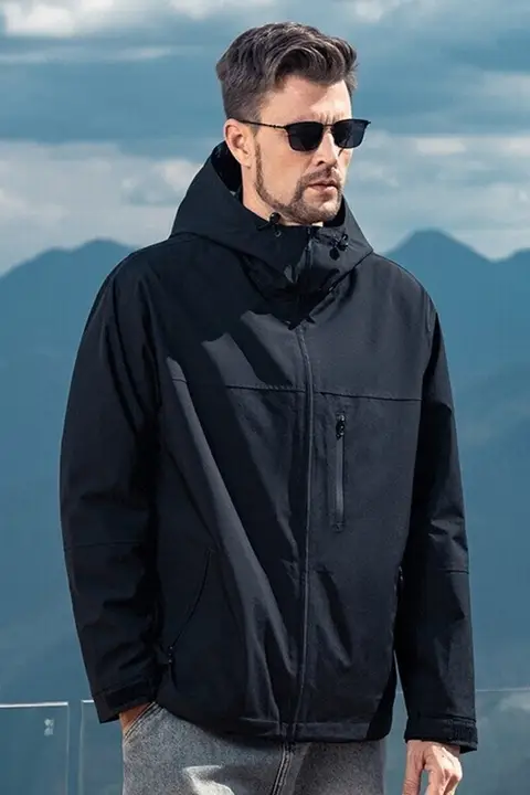 フード付きアウトドアジャケット【春秋用・カジュアル・登山対応】