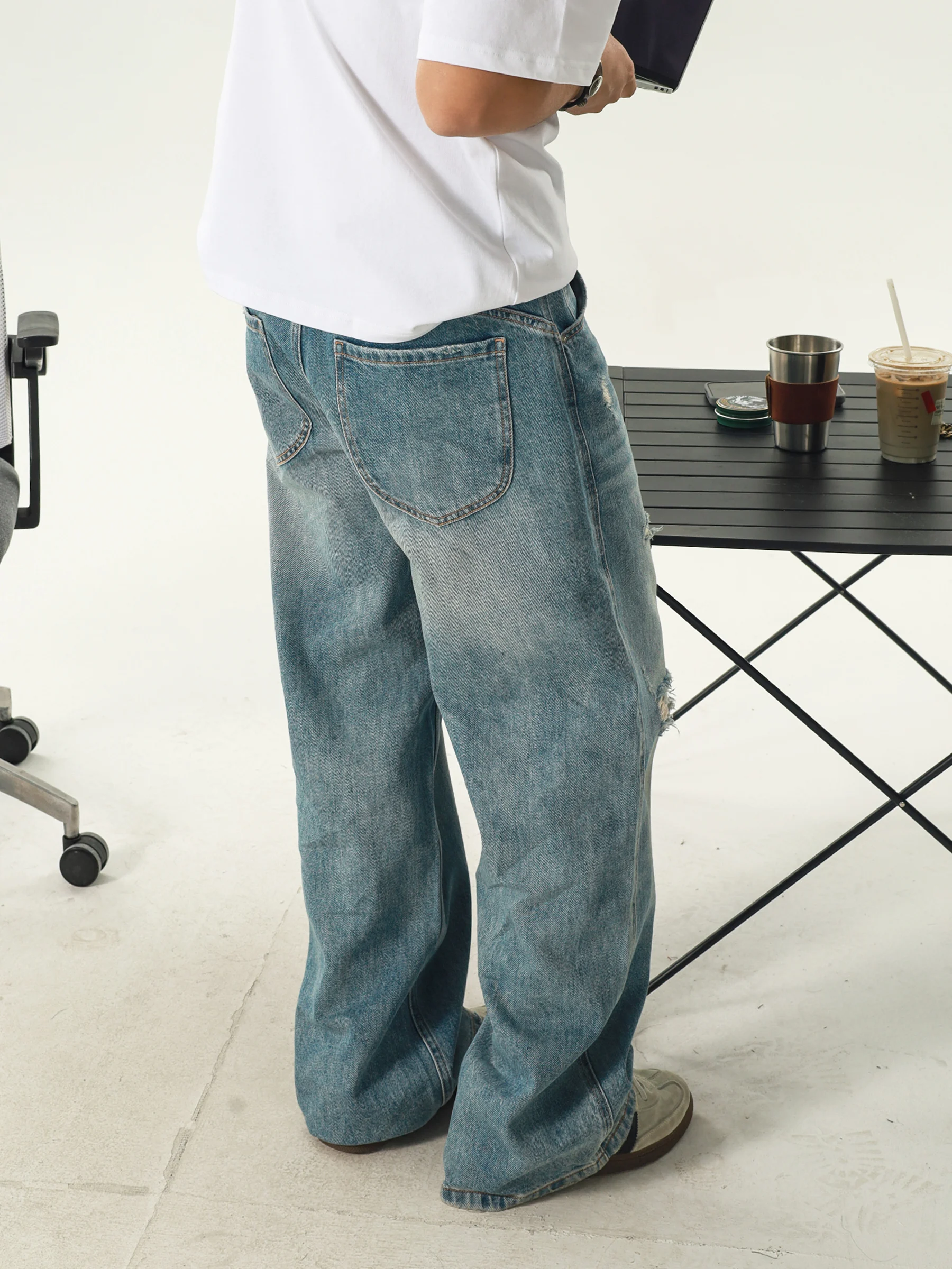 骨格ストレートデニムを選ぶときに迷うのは、本当に「スタイル」なのか？